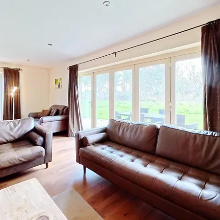 בית נופש Meadow Shores - Part Of The The Bay Village With Pool, Gym And Direct Access, Pub, Restaurant, Tennis And Meadows Walks