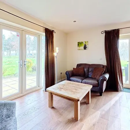 בית נופש Meadow Shores - Part Of The The Bay Village With Pool, Gym And Direct Access, Pub, Restaurant, Tennis And Meadows Walks *